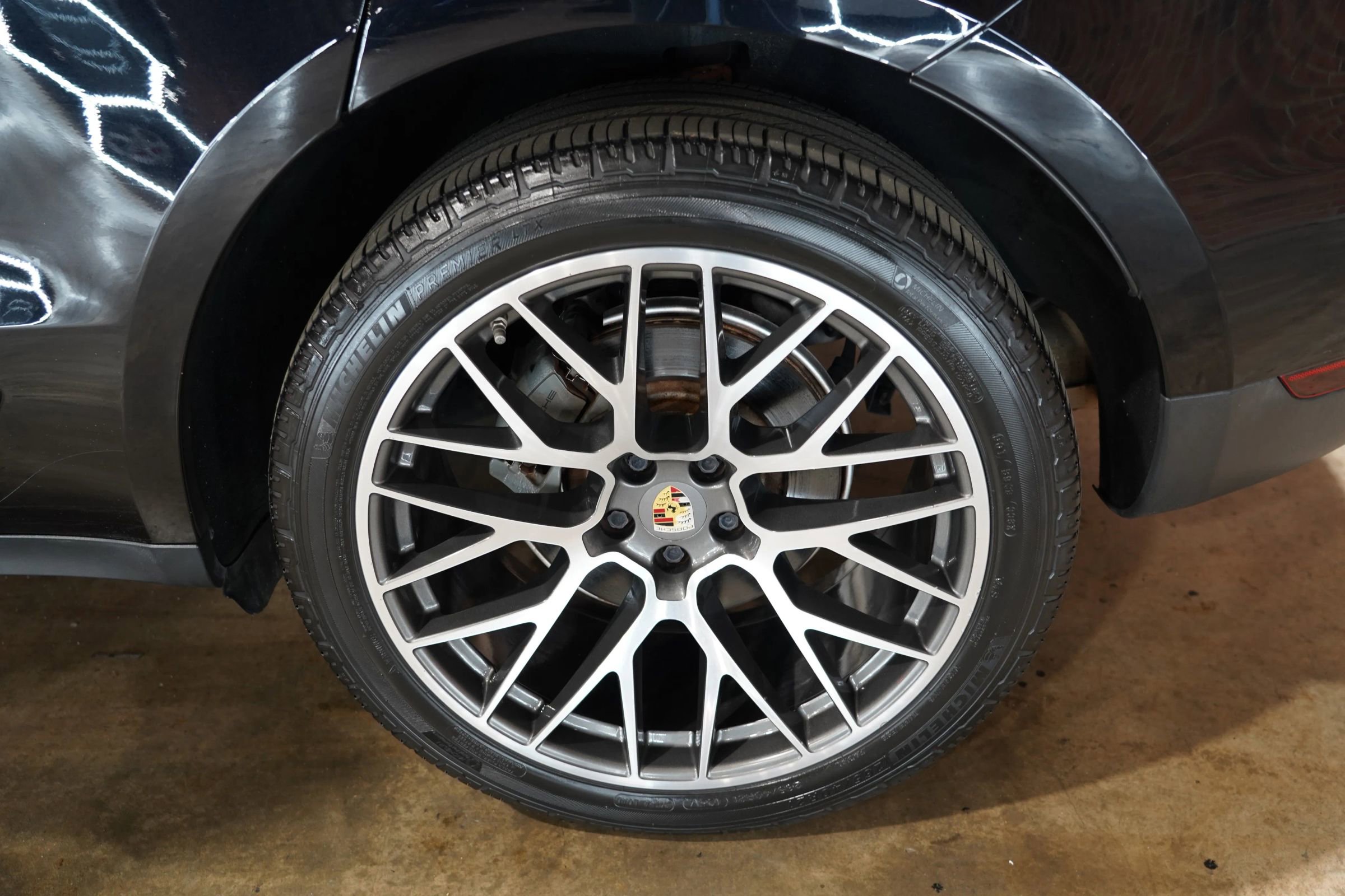 Used 2019 Porsche Macan S image 69