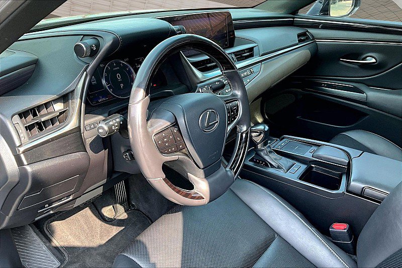 Used 2020 Lexus ES 350 w/ Premium Package FWD image 11