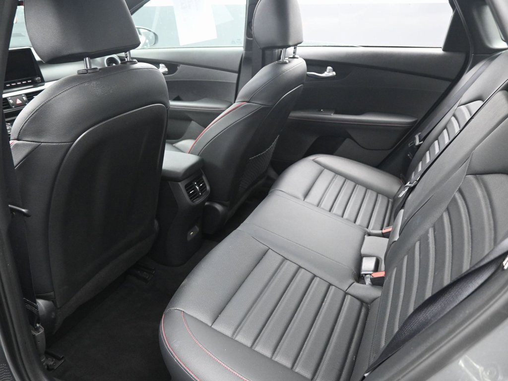 Used 2023 Kia Forte GT image 32