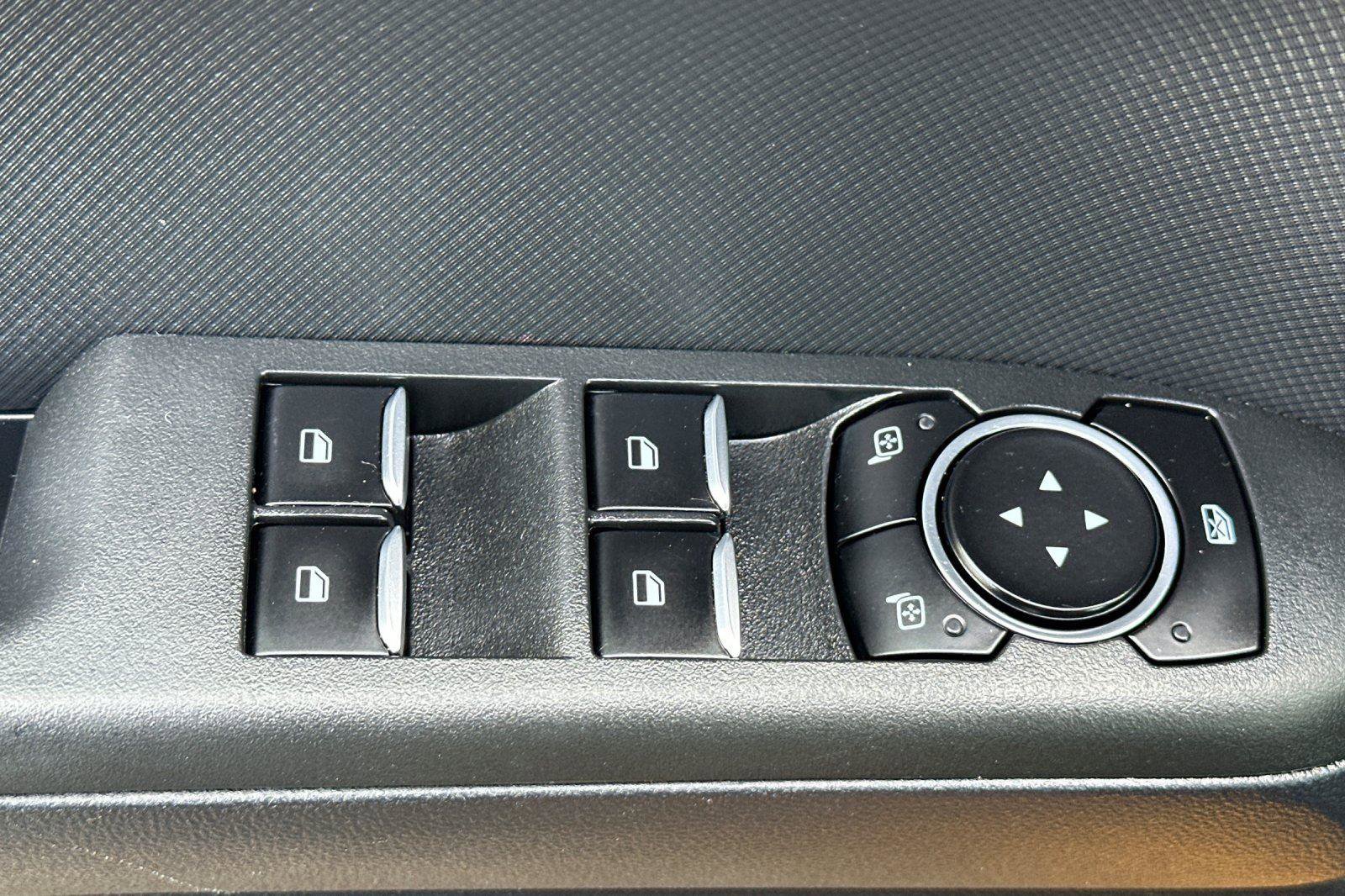 Used 2022 Ford Bronco Sport Badlands image 11