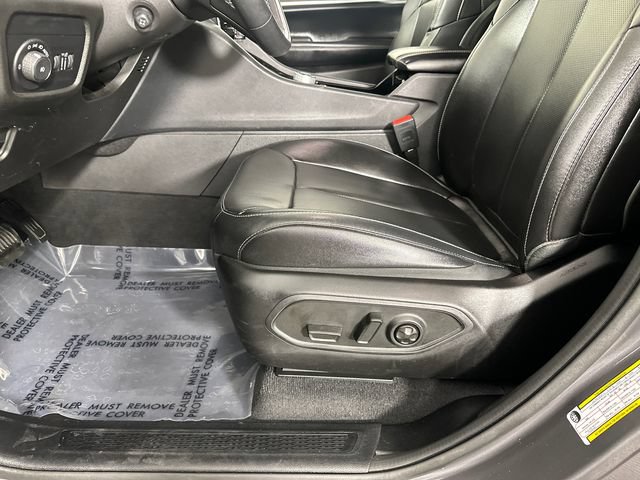 Used 2023 Jeep Grand Cherokee L Limited w/ Luxury Tech Group II AWD/4WD image 5