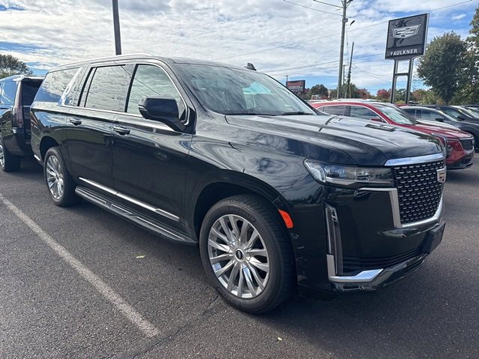 Used 2021 Cadillac Escalade ESV Premium Luxury w/ LPO, Illumination Package