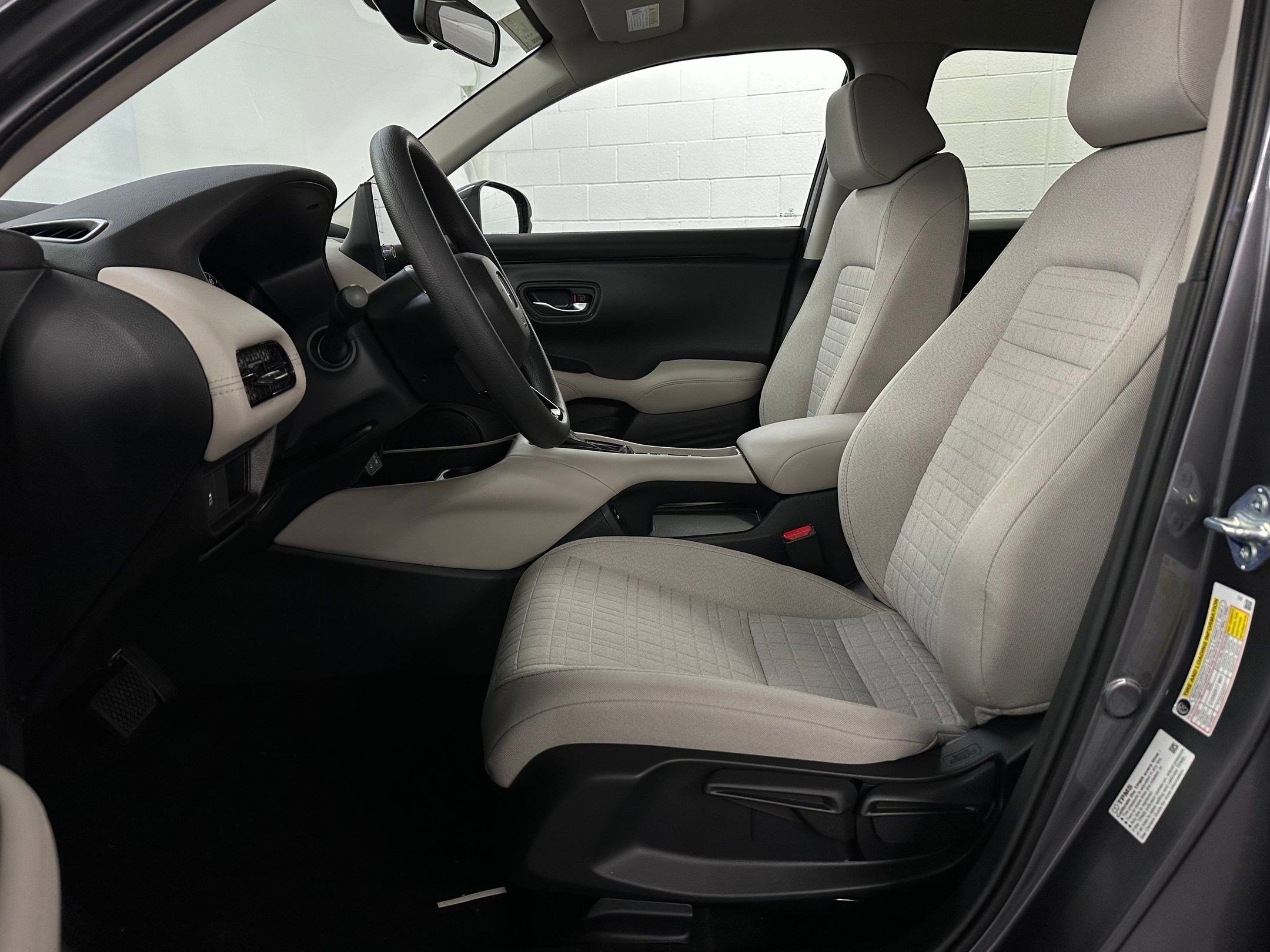 New 2026 Honda HR-V LX image 5