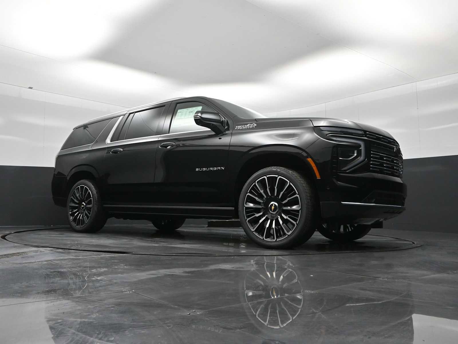 New 2026 Chevrolet Suburban High Country image 18