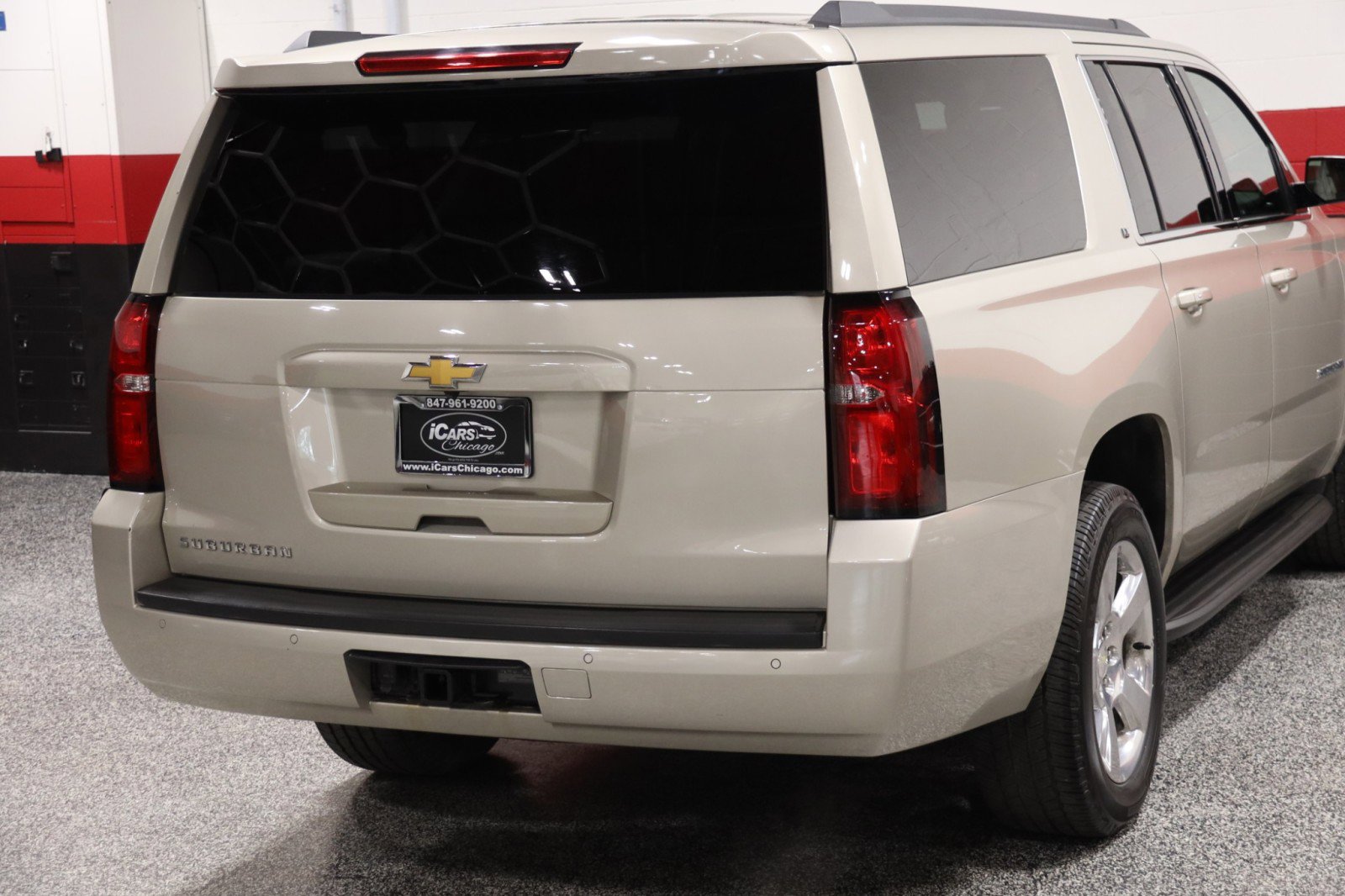 Used 2017 Chevrolet Suburban LT AWD/4WD image 30