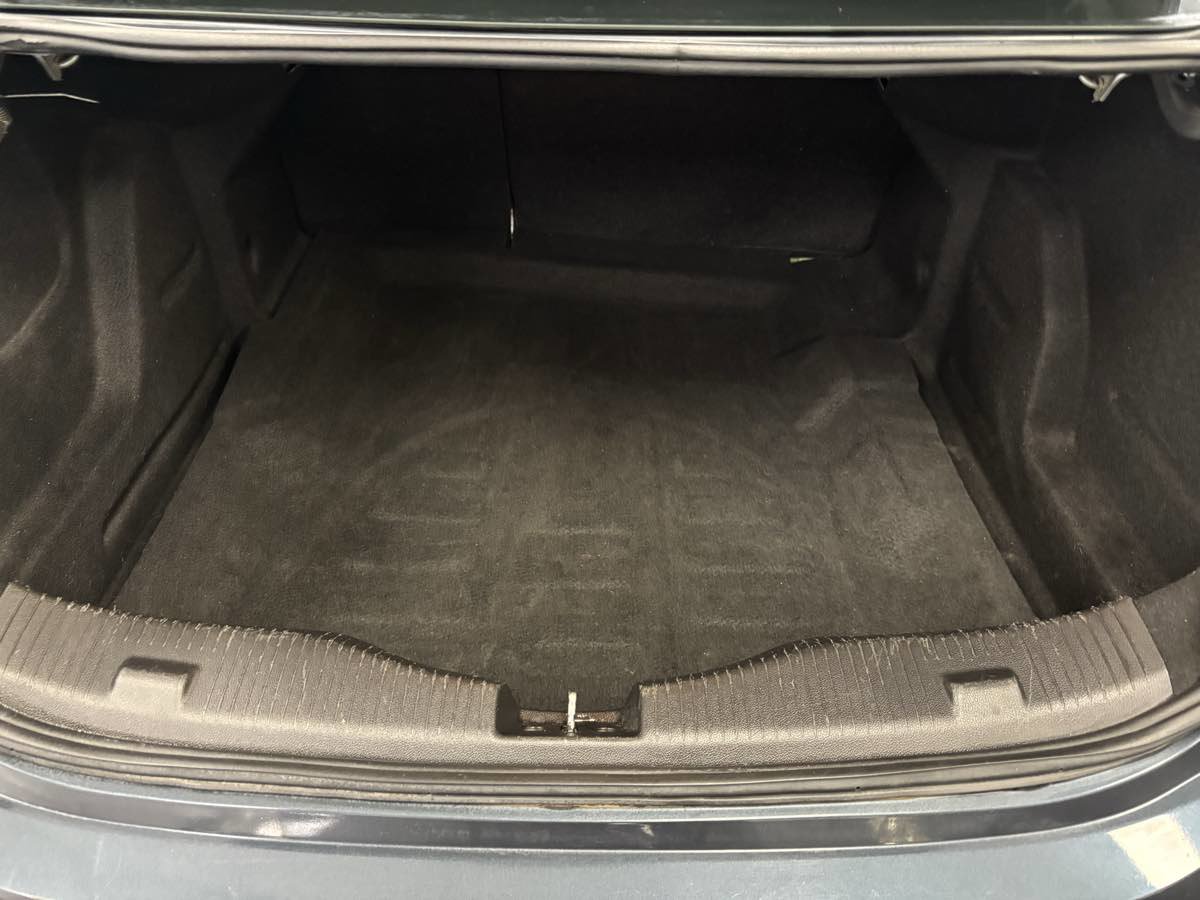 Used 2018 Chevrolet Cruze LT w/ Convenience Package image 13