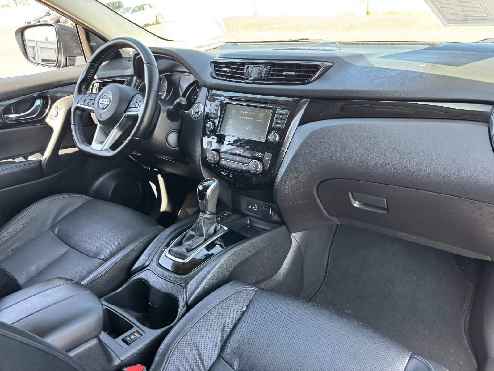 Certified 2021 Nissan Rogue Sport SL w/ Premium Package FWD image 13