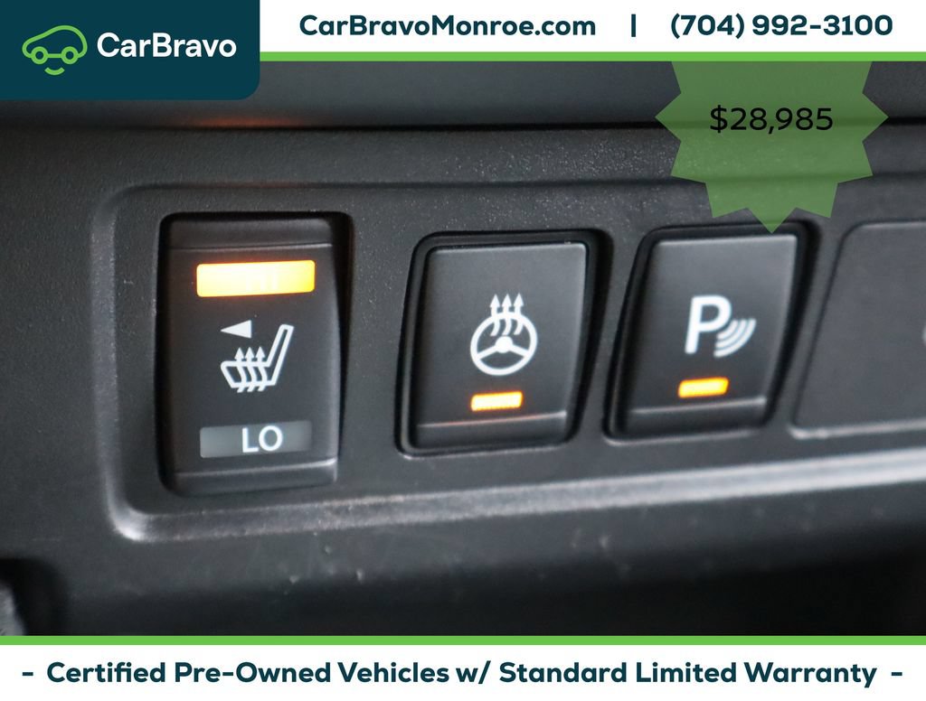 Used 2022 Nissan Frontier SV w/ SV Premium Package AWD/4WD image 35