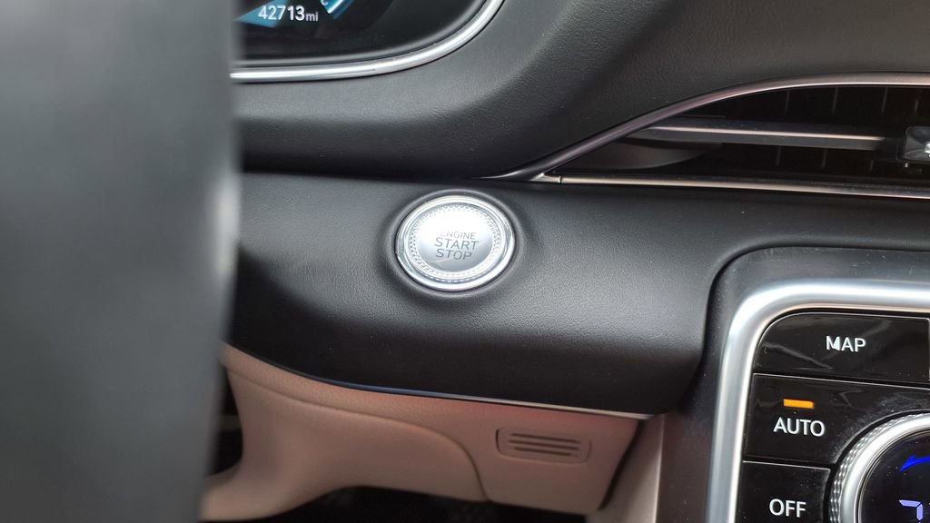 Used 2023 Genesis GV80 2.5T w/ Prestige Package image 33