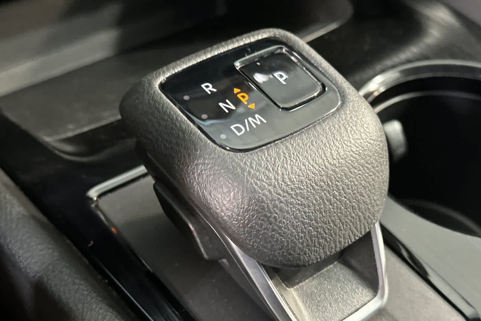 Certified 2025 Nissan Rogue SV AWD/4WD image 23