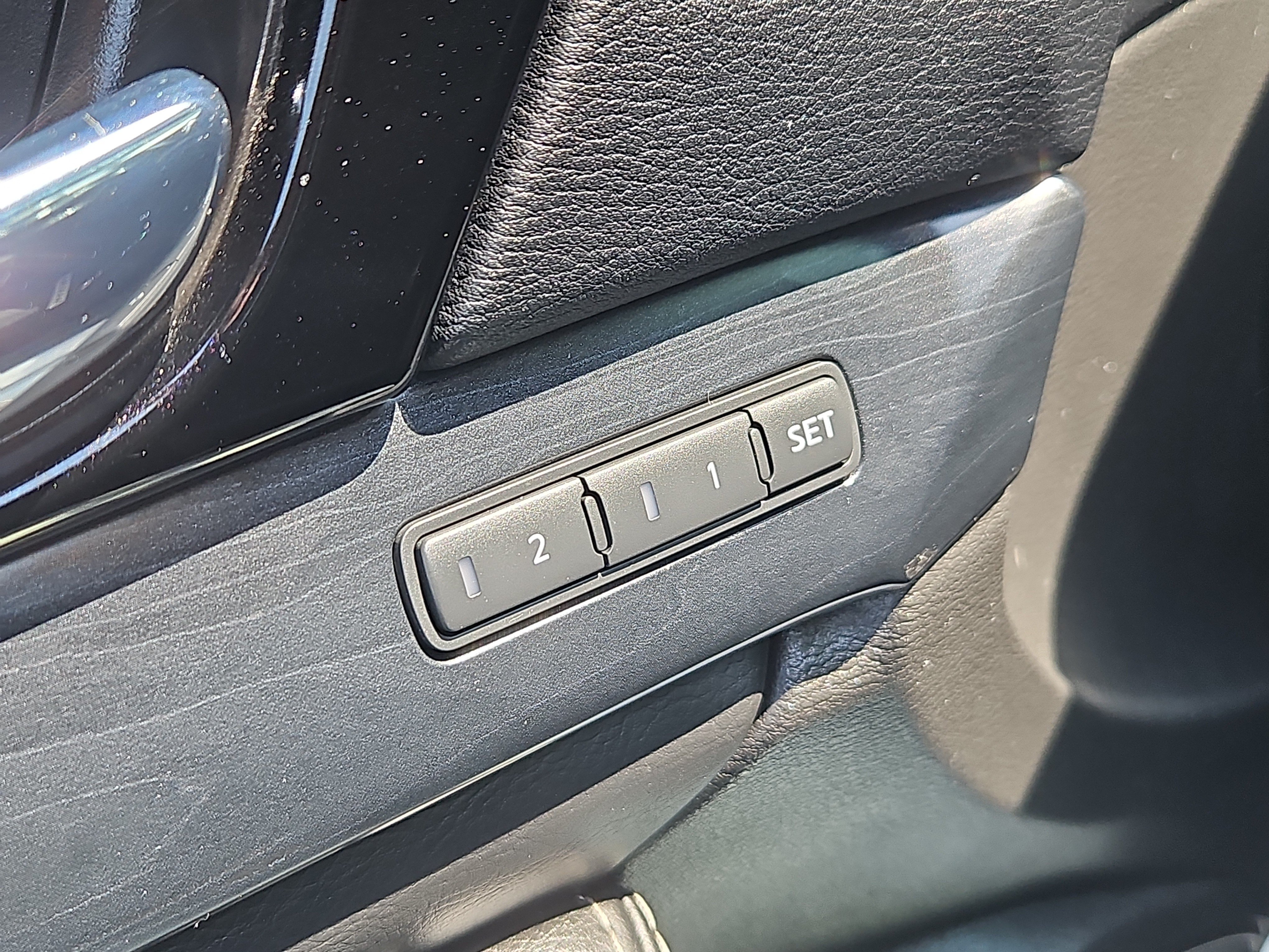 Used 2023 Nissan Maxima Platinum w/ Sport Mat Group FWD image 13