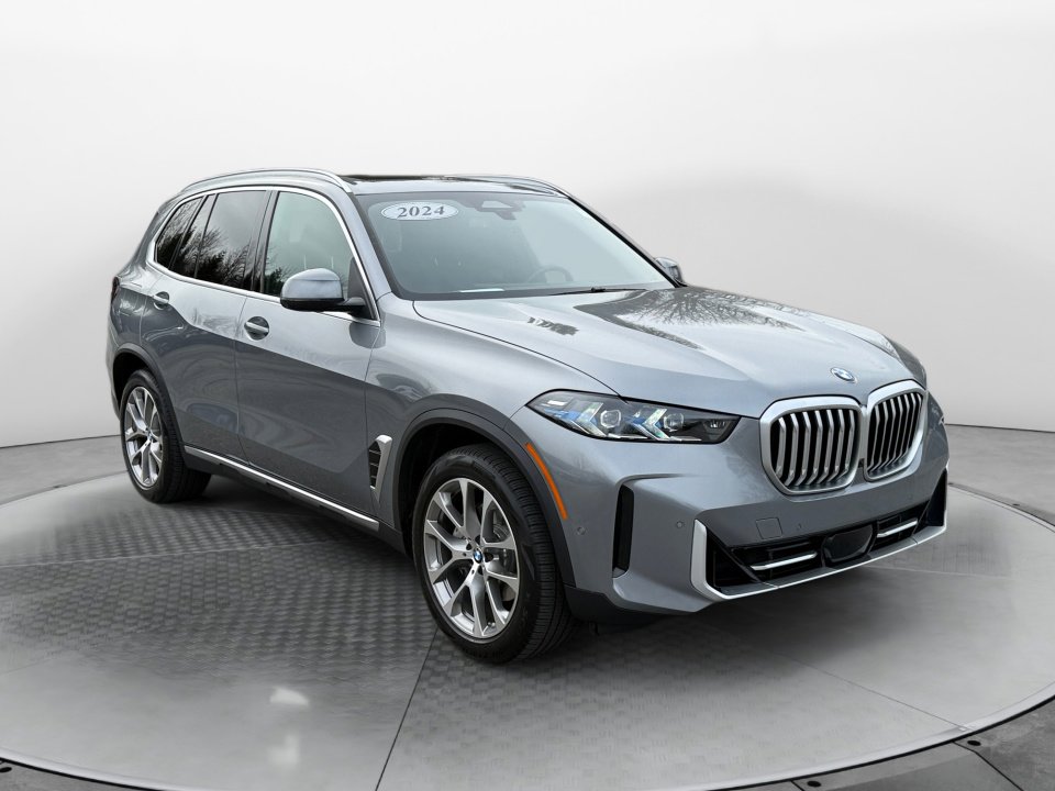 Used 2024 BMW X5 xDrive40i w/ Premium Package