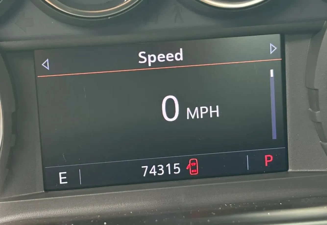 Used 2019 Chevrolet Silverado 1500 LT w/ Trailering Package RWD image 10