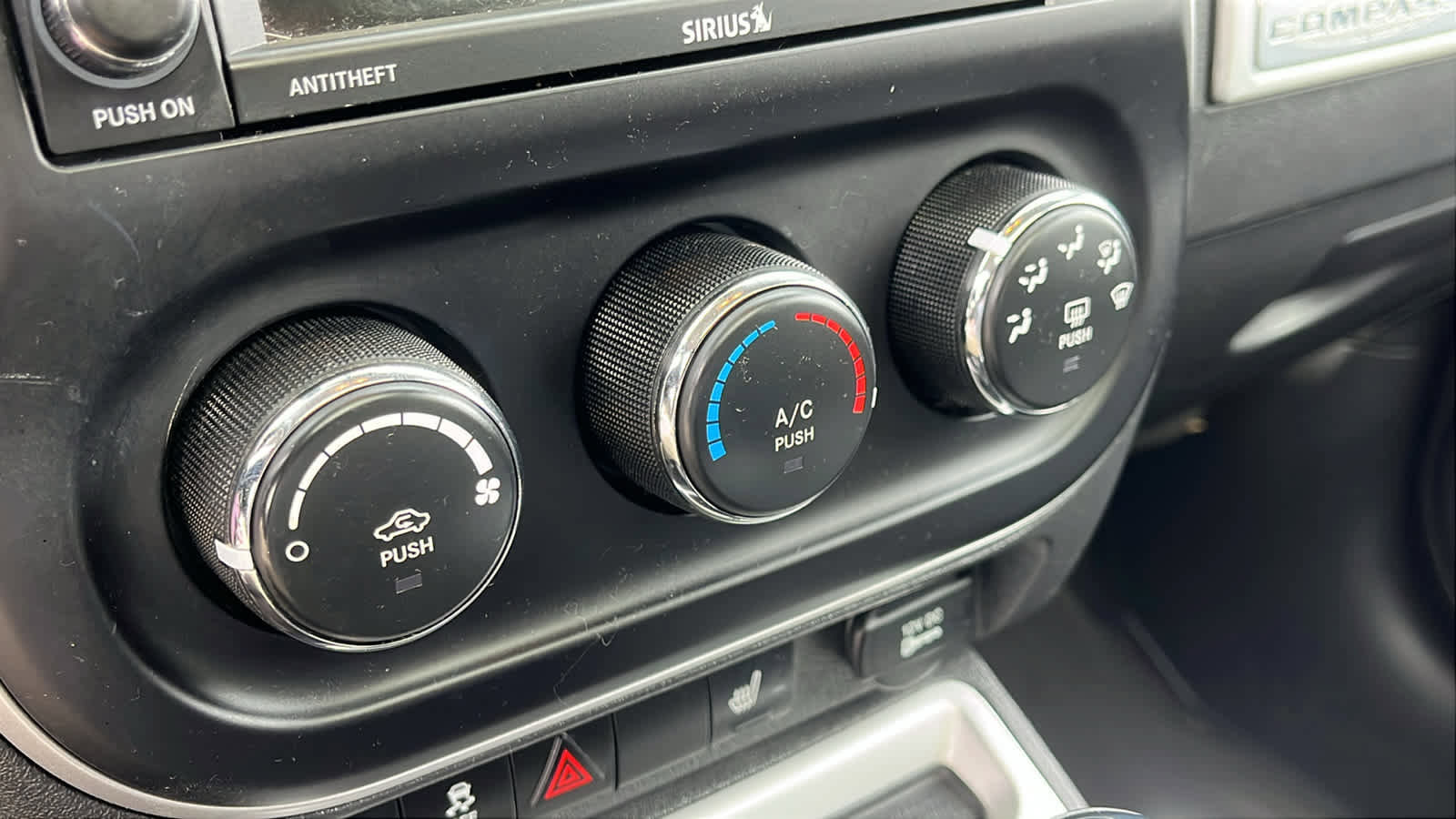 Used 2017 Jeep Compass High Altitude image 25