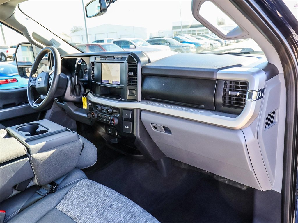 Used 2023 Ford F350 XLT image 17