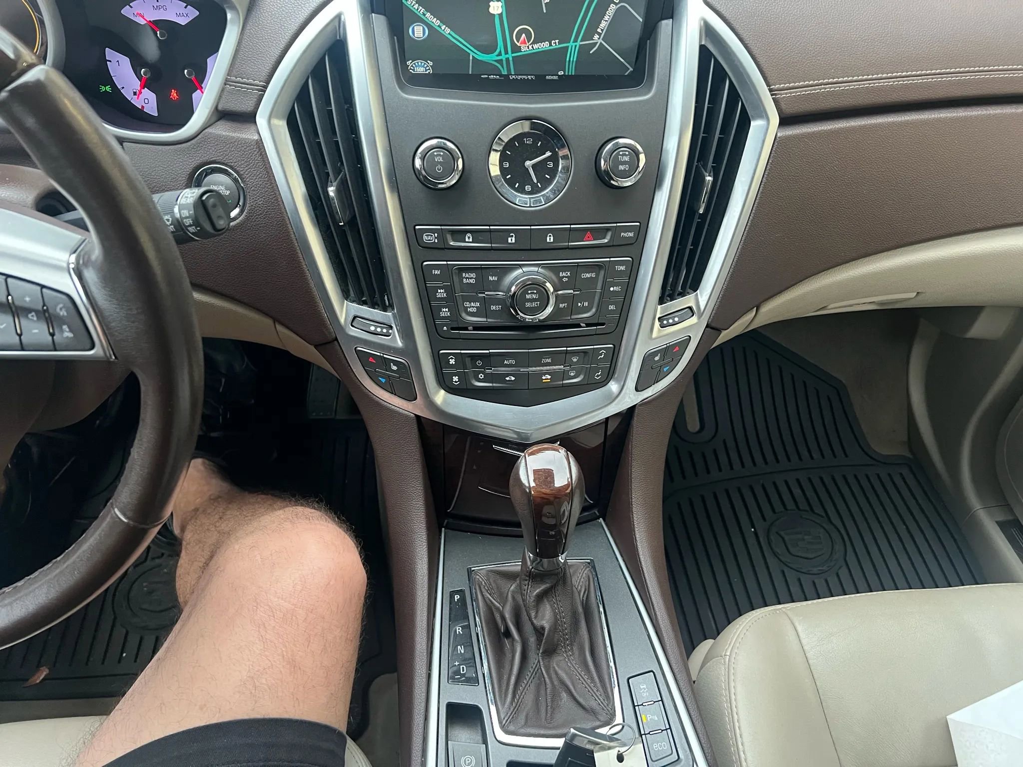 Used 2012 Cadillac SRX Luxury FWD image 11