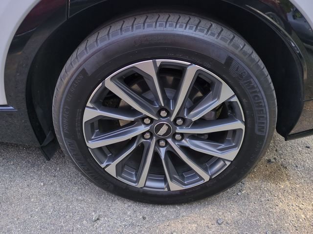 Used 2024 Cadillac Lyriq Sport RWD image 10
