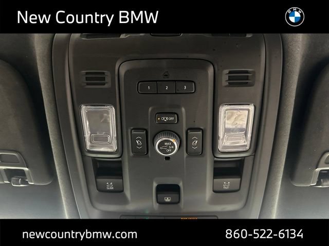 Used 2024 Cadillac Escalade ESV Sport Platinum w/ LPO, ONYX Package AWD/4WD image 19