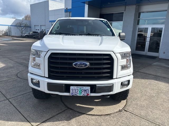 Used 2017 Ford F150 XLT w/ Equipment Group 302A Luxury image 3