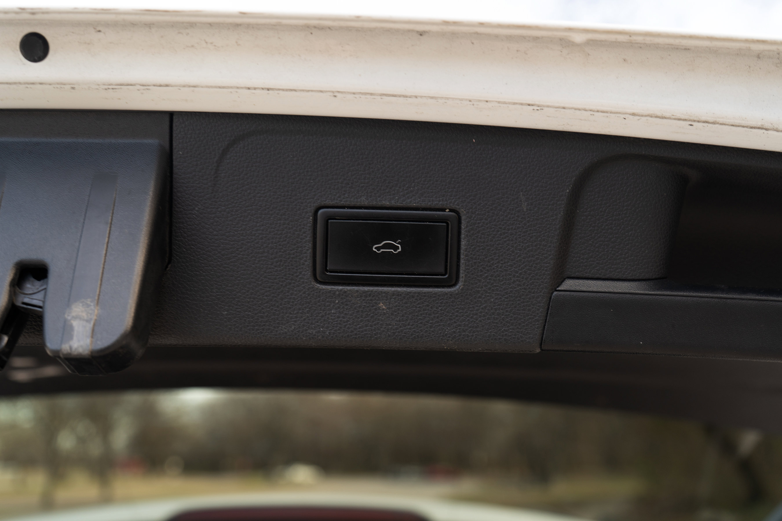 Used 2020 Volkswagen Atlas SE image 42