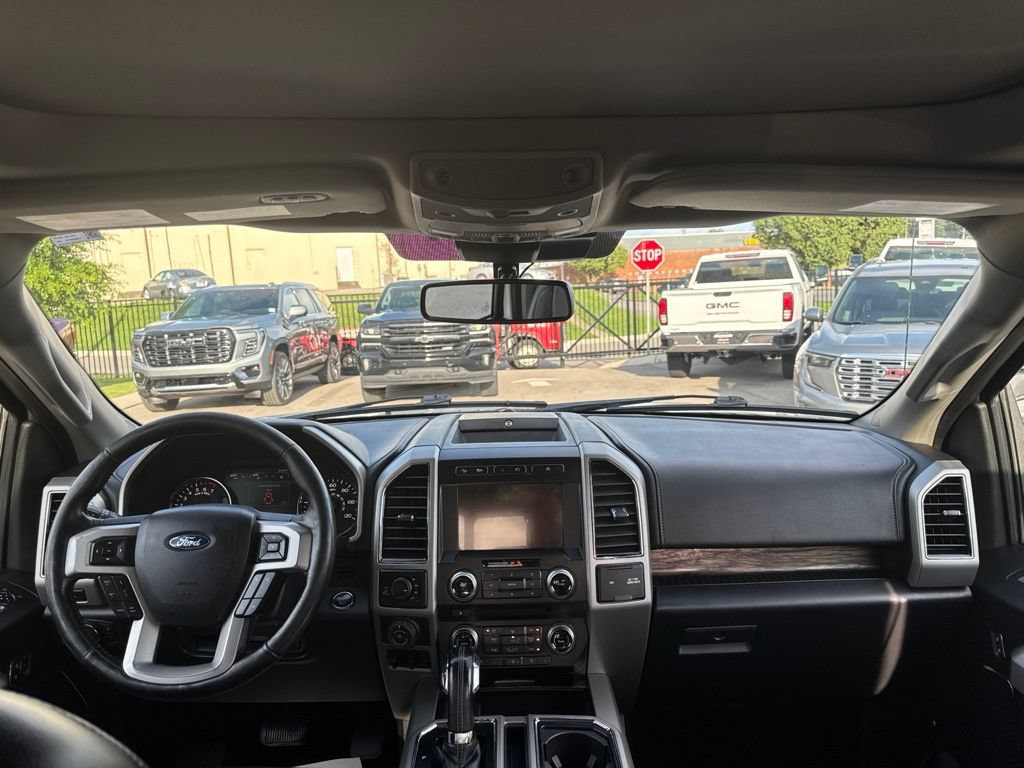 Used 2018 Ford F150 Lariat w/ Equipment Group 502A Luxury AWD/4WD image 17