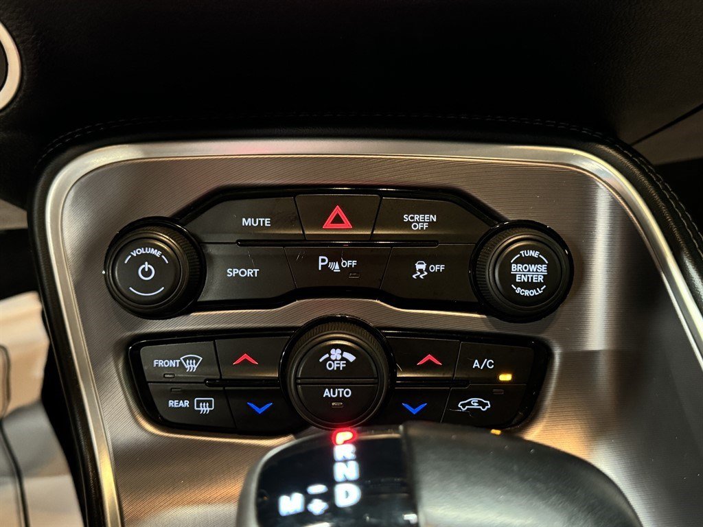 Used 2021 Dodge Challenger R/T RWD image 30