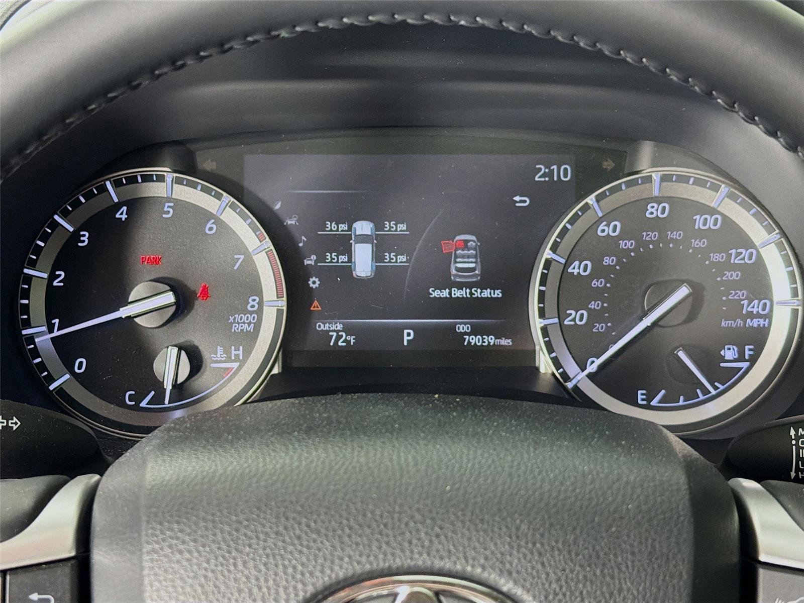 Used 2022 Toyota Highlander XLE AWD/4WD image 13