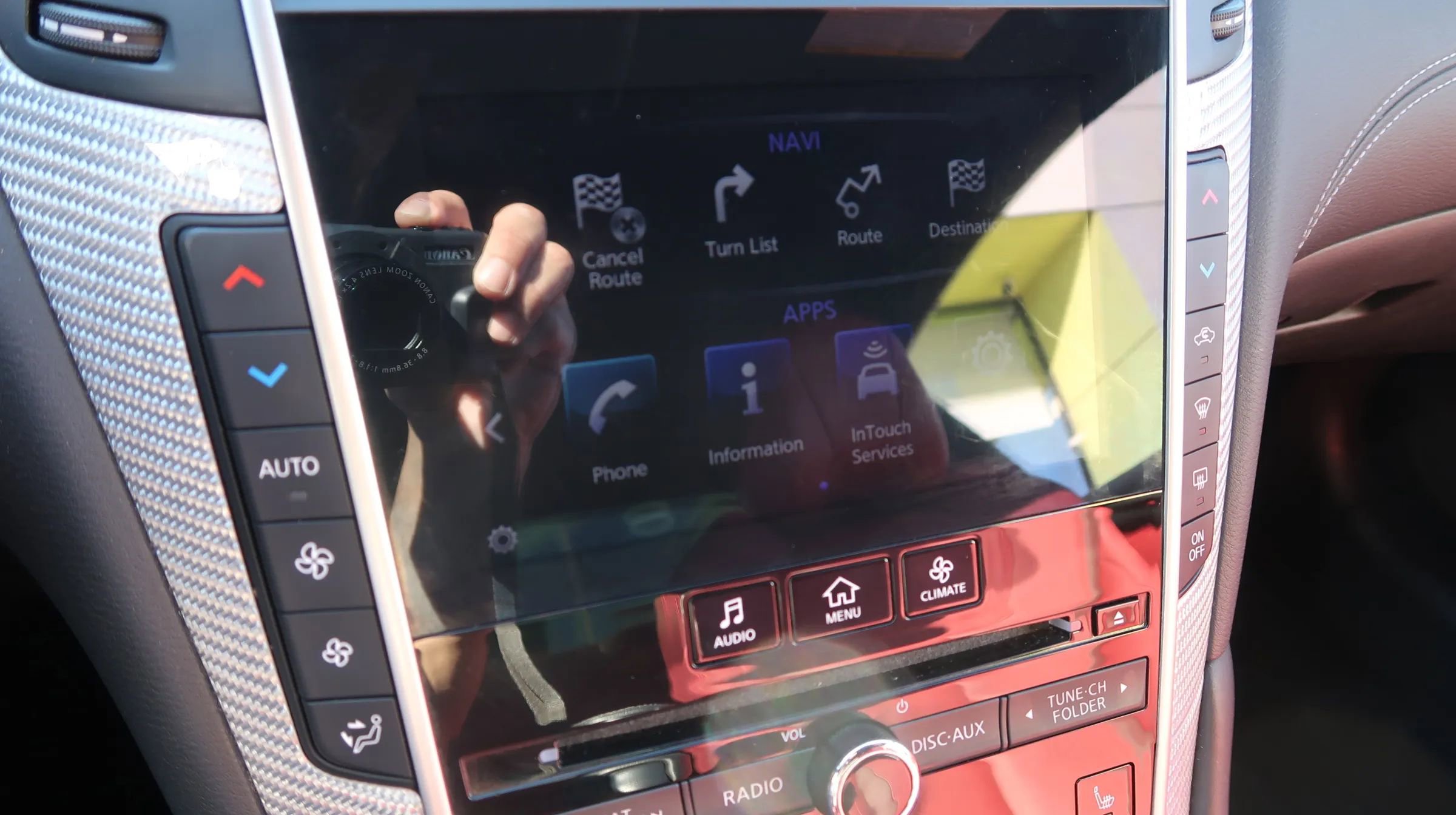 Used 2019 INFINITI Q60 Red Sport 400 w/ Cargo Package AWD/4WD image 31