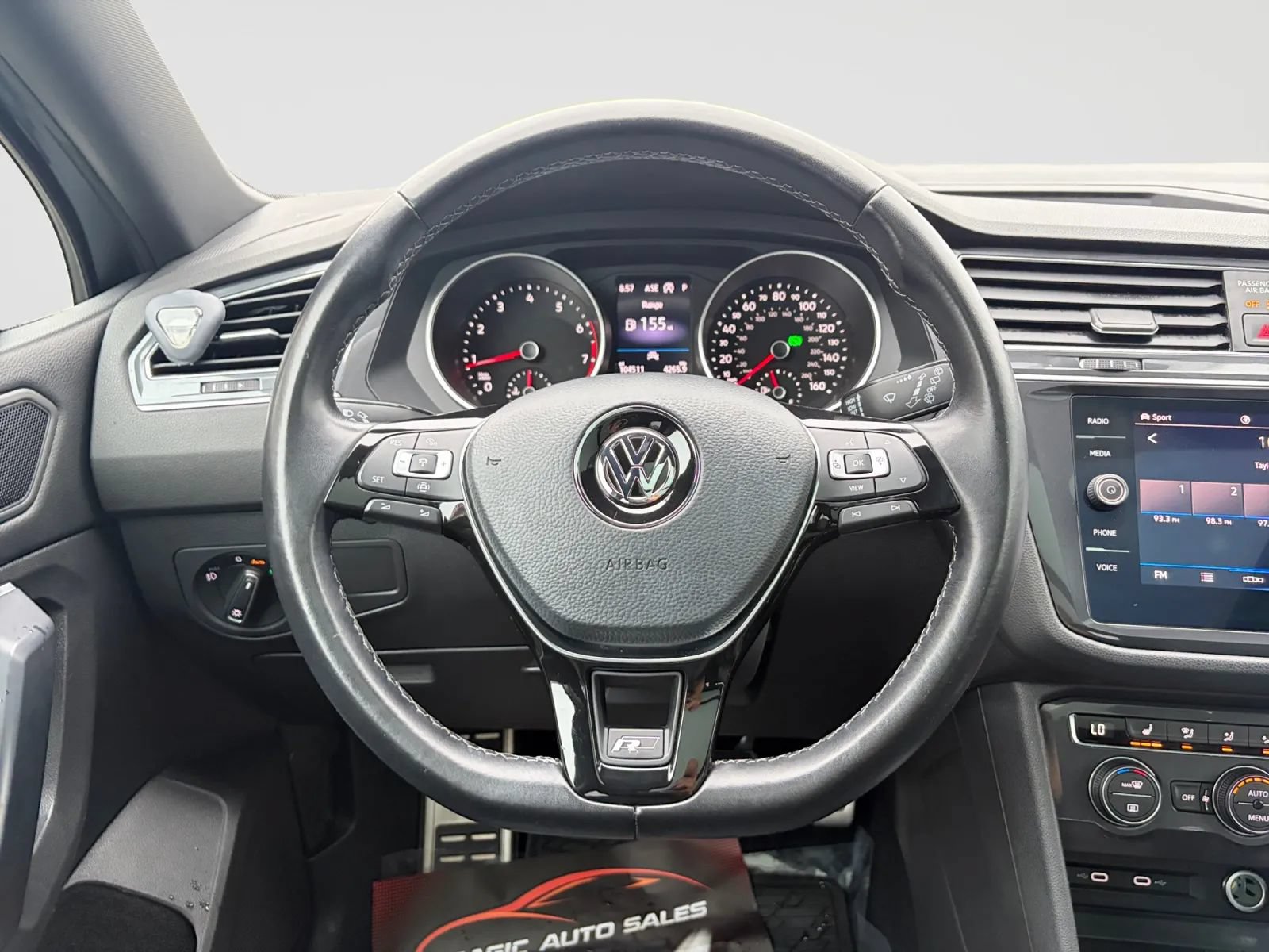 Used 2021 Volkswagen Tiguan SE R-Line AWD/4WD image 29