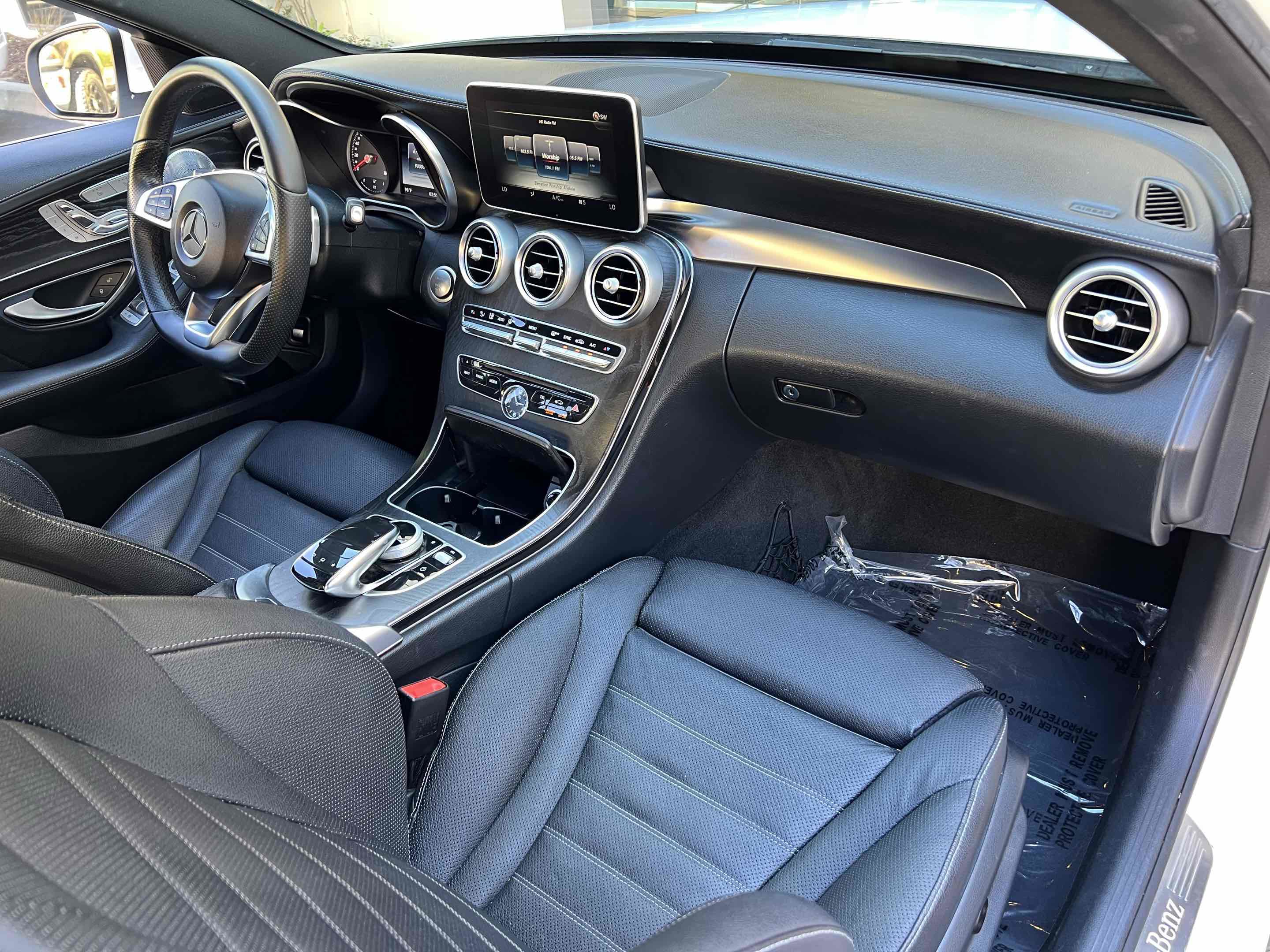 Used 2015 Mercedes-Benz C 300 Sport image 3