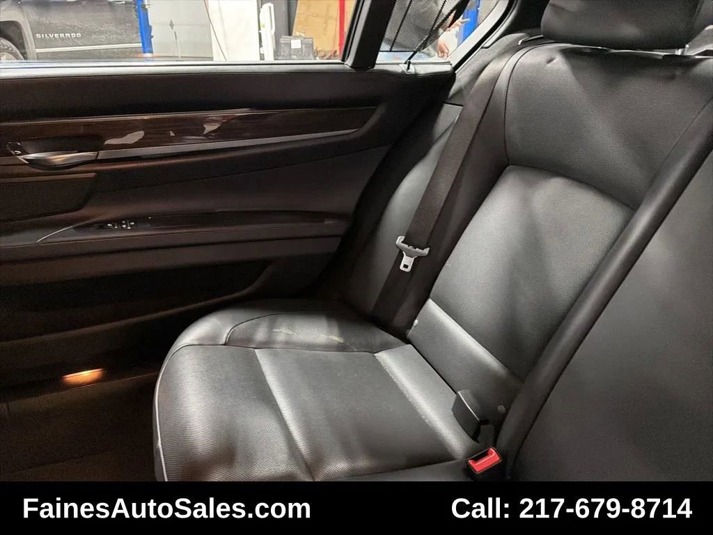 Used 2015 BMW 750Li xDrive 750Li xDrive Sedan 4D image 46