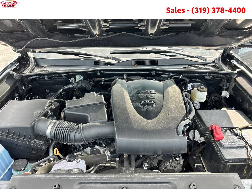 Certified 2022 Toyota Tacoma TRD Sport w/ TRD Premium Sport Package AWD/4WD image 21