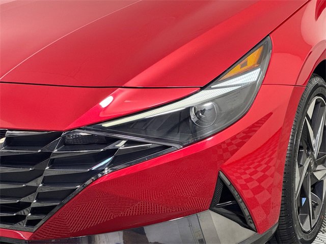Used 2021 Hyundai Elantra SEL w/ Convenience + Premium Package image 3