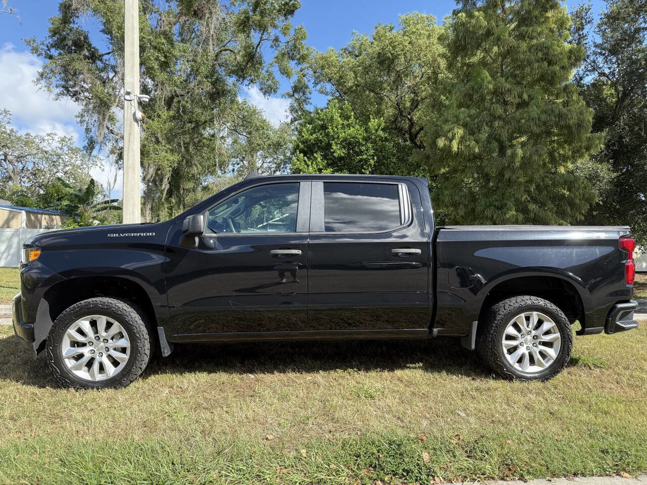 Used 2021 Chevrolet Silverado 1500 Custom image 4