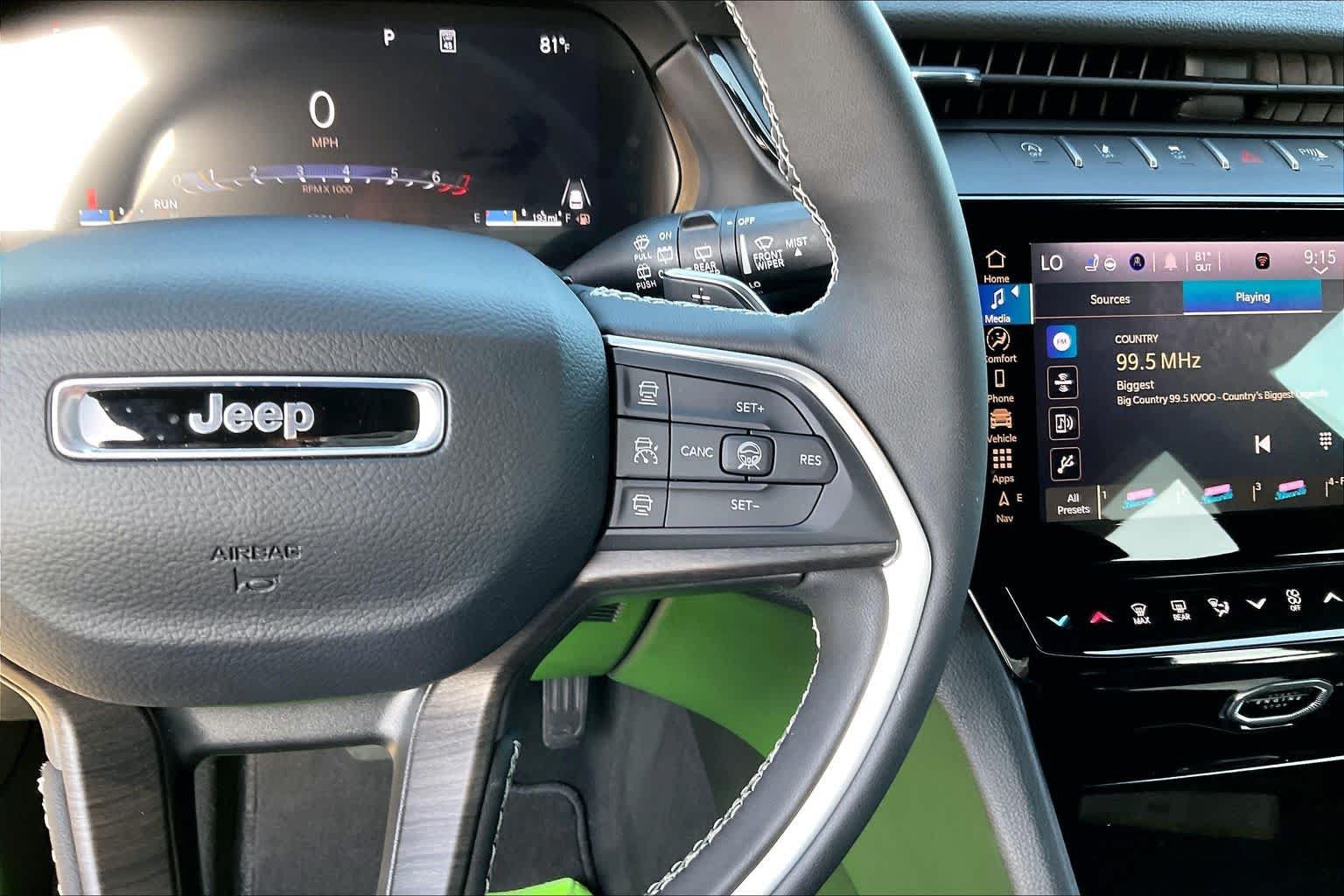 Used 2026 Jeep Grand Cherokee Limited AWD/4WD image 24