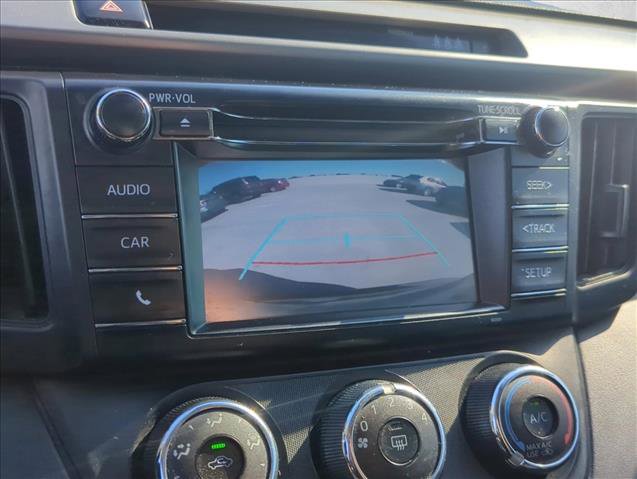 Used 2018 Toyota RAV4 LE image 16