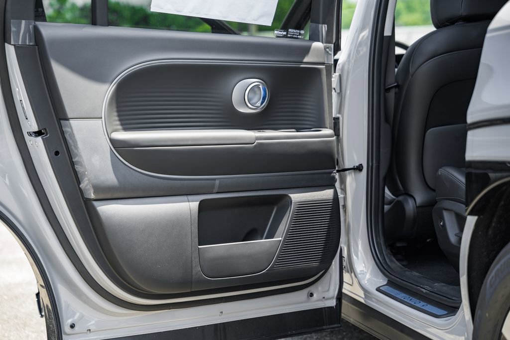 New 2026 Hyundai Ioniq 9 SEL image 33