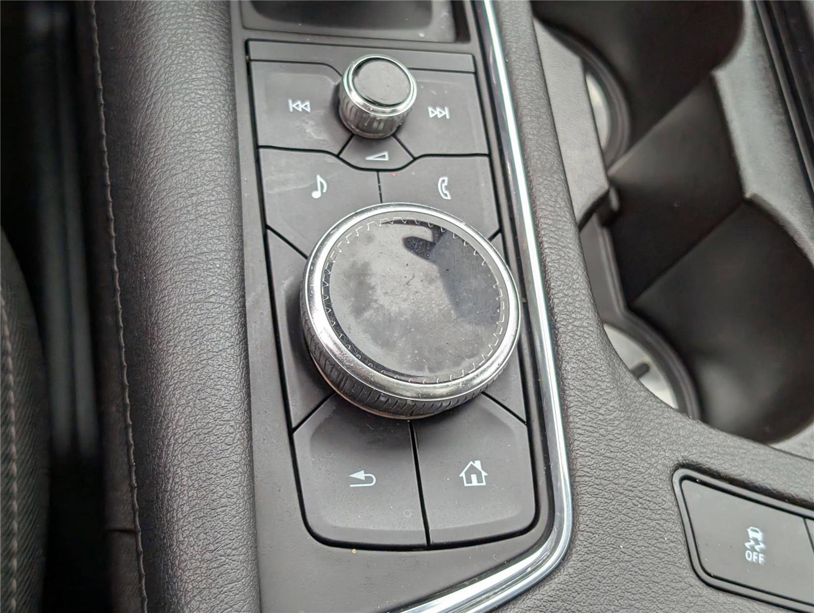 Used 2022 Cadillac XT6 Premium Luxury image 27