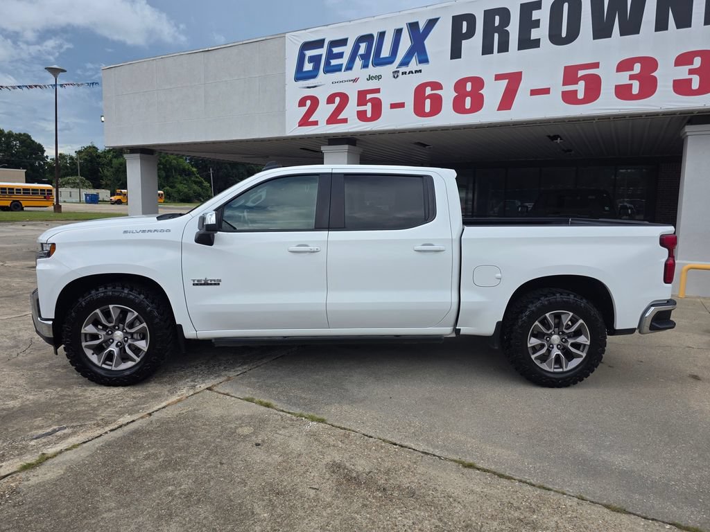 Used 2020 Chevrolet Silverado 1500 LT w/ Texas Edition RWD image 2