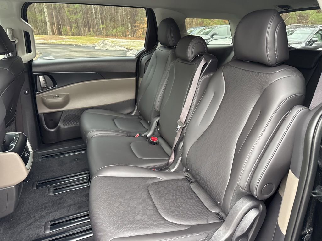 New 2026 Kia Carnival image 12