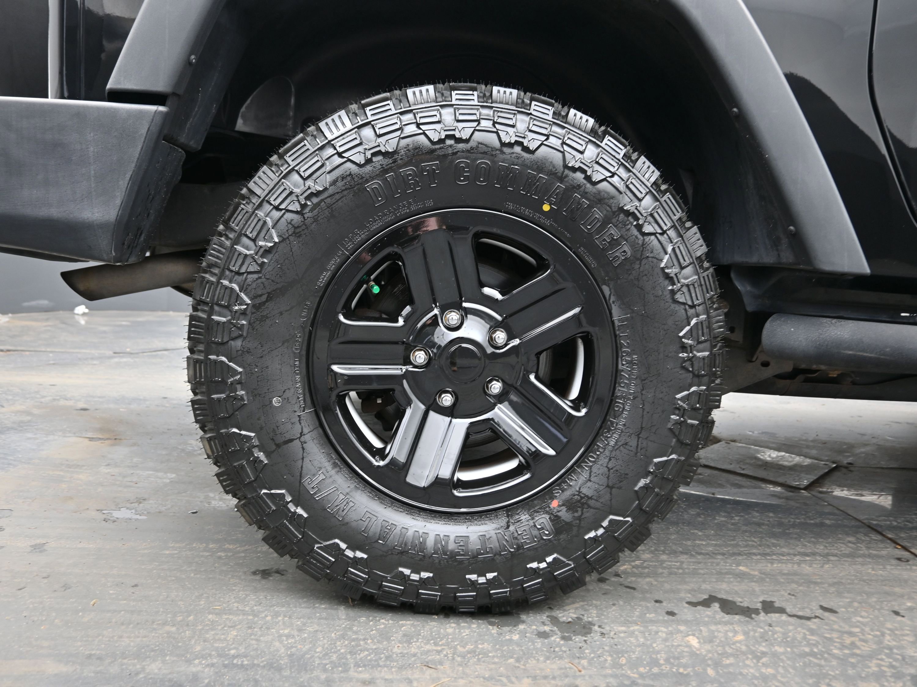 Used 2014 Jeep Wrangler Sport image 9