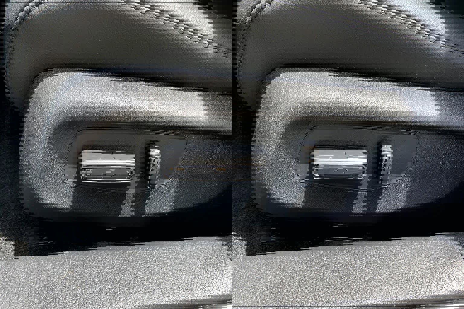 Used 2026 Acura Integra FWD image 32