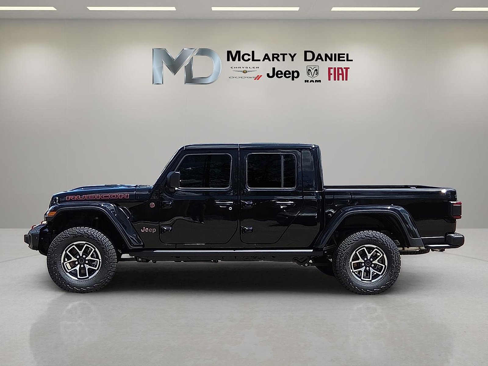 New 2025 Jeep Gladiator Rubicon image 3