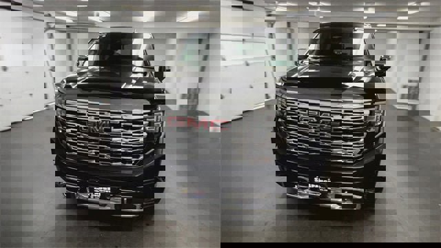 Certified 2022 GMC Sierra 1500 Denali image 3