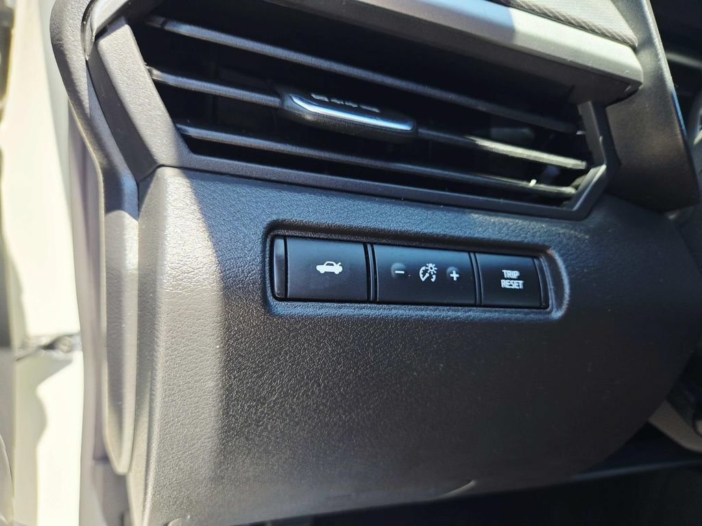 Used 2023 Nissan Altima 2.5 SR FWD image 31