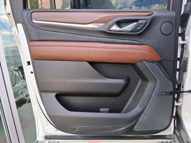 Used 2023 GMC Yukon XL Denali Ultimate image 14