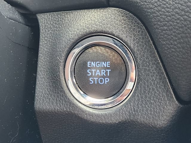 Used 2022 Toyota RAV4 Limited FWD image 15