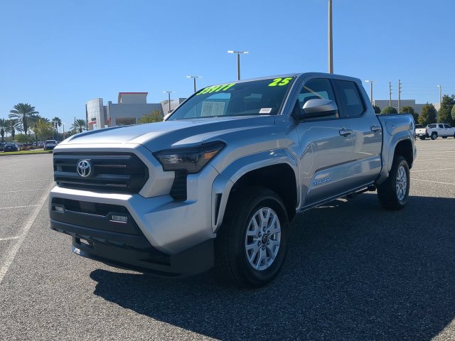 Certified 2025 Toyota Tacoma SR5 AWD/4WD image 8
