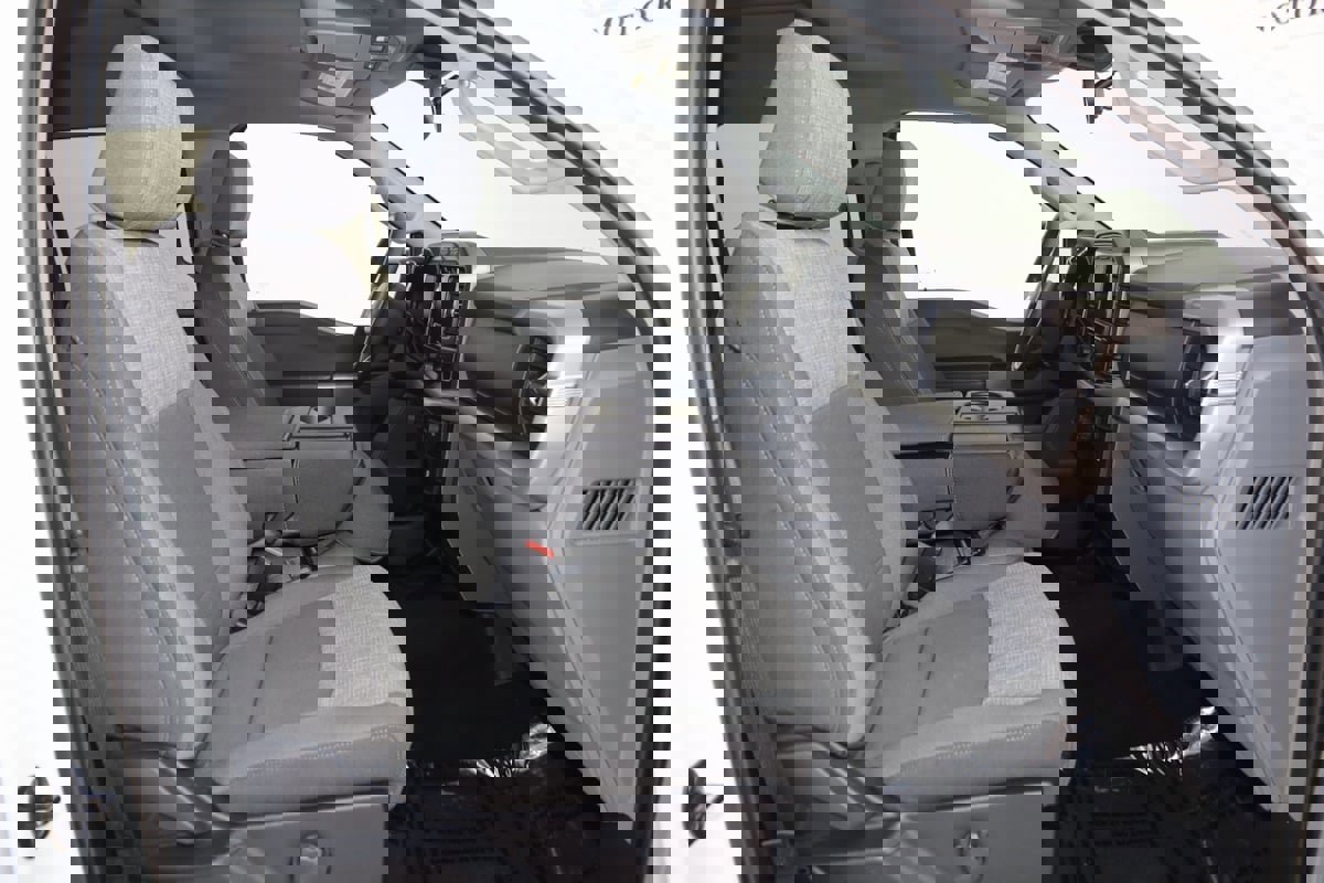 Used 2022 Ford F150 XLT w/ XTR Package image 11