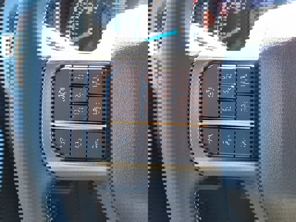 New 2023 Ford F150 XLT w/ Equipment Group 302A High image 39